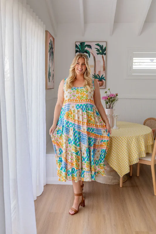 Riley Maxi Dress in Patch Garden