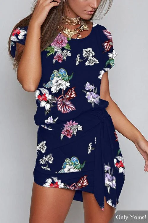 Wholesale Round Neck Short Sleeve Floral Print Mini Dress